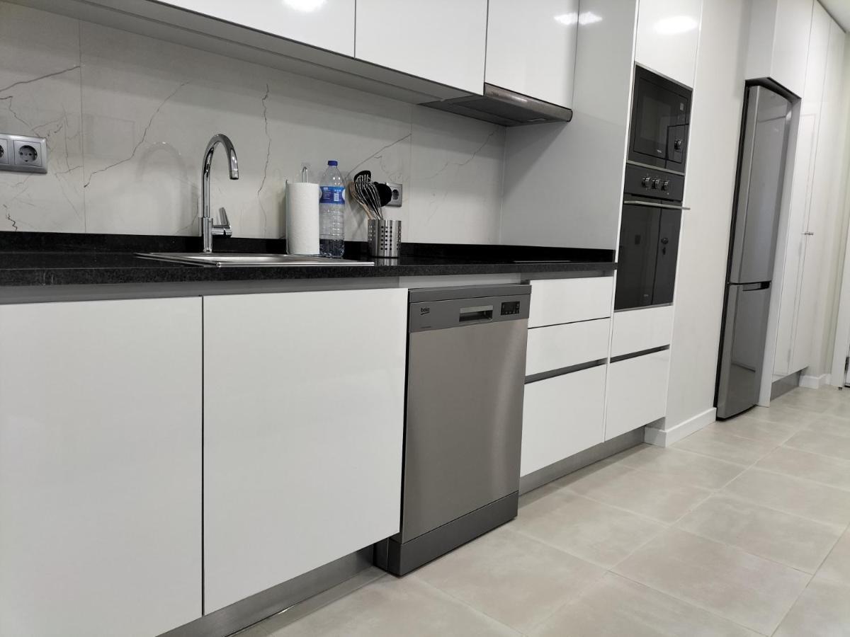 Amazing Green Tower 3 Castle Flat With Balcony Portimao Luaran gambar